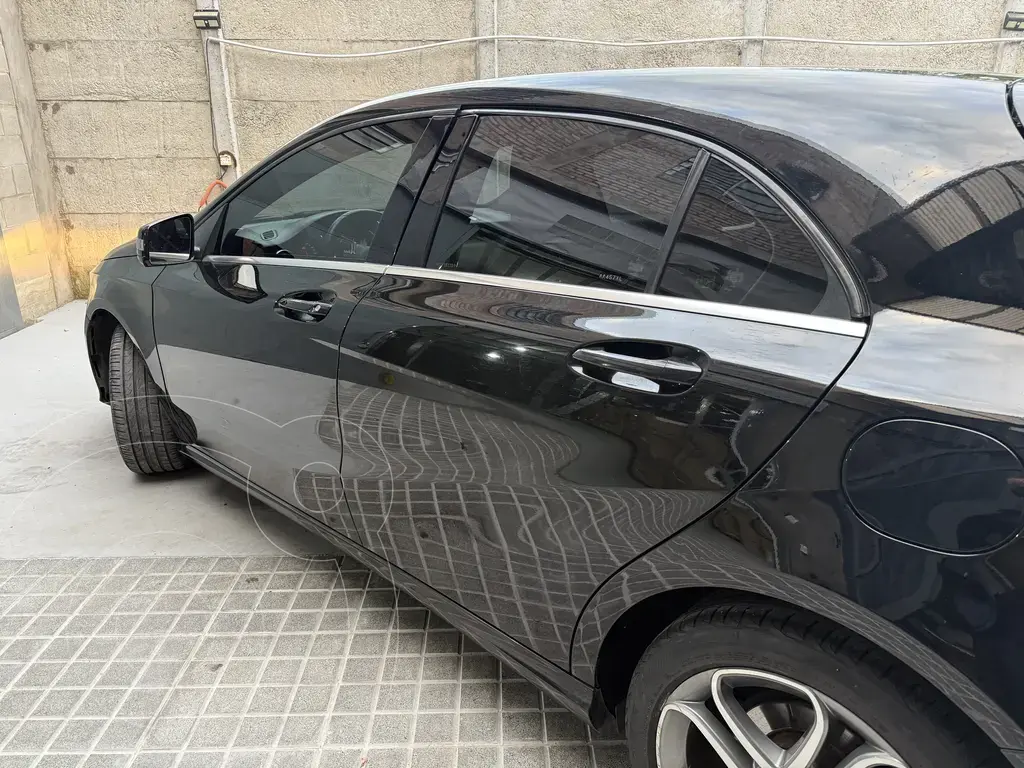 Mercedes Clase A Hatchback 200 Urban Aut (1595 Cc) 2016 - foto 2