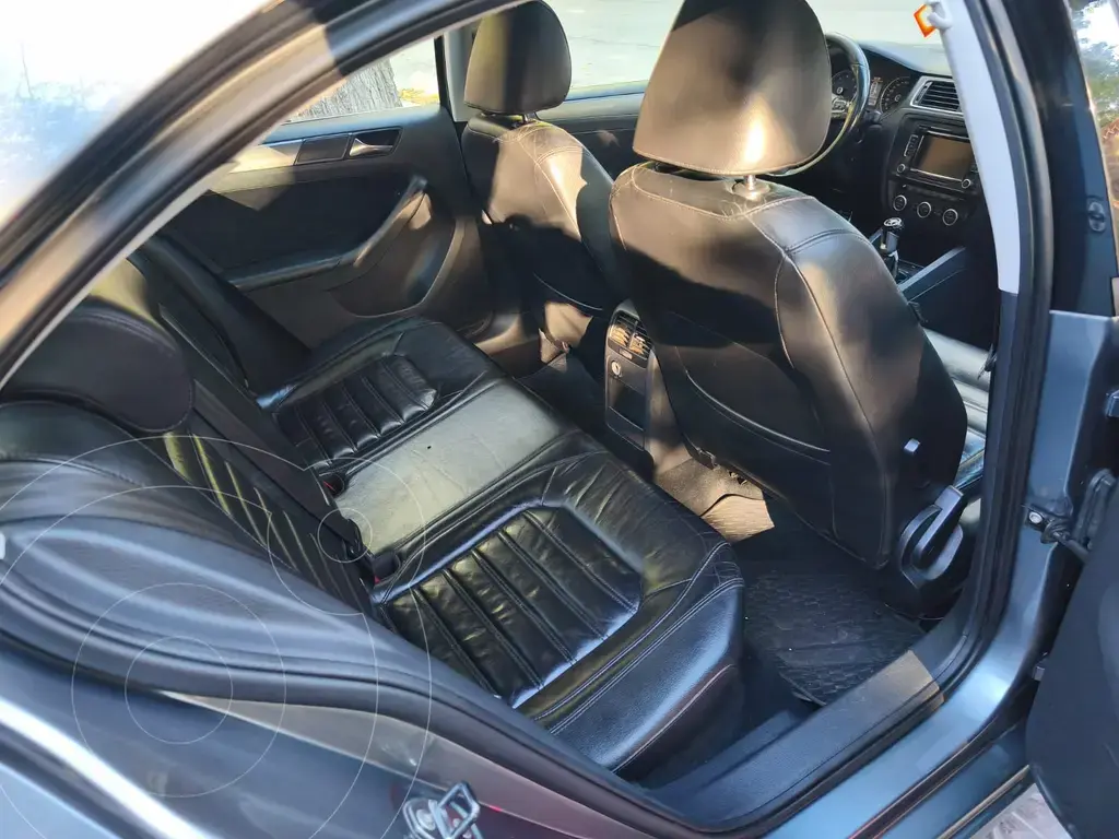 Volkswagen Vento 2.0 T Fsi Sportline (1984 Cc) 2011 - foto 4