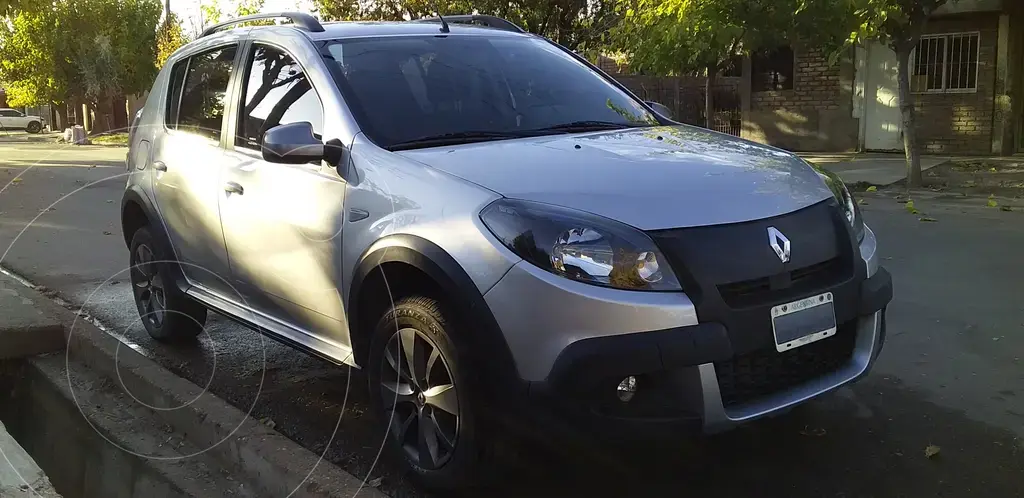 Renault Sandero Stepway 1.6 Rip Curl (1598 Cc) 2013 - foto 5