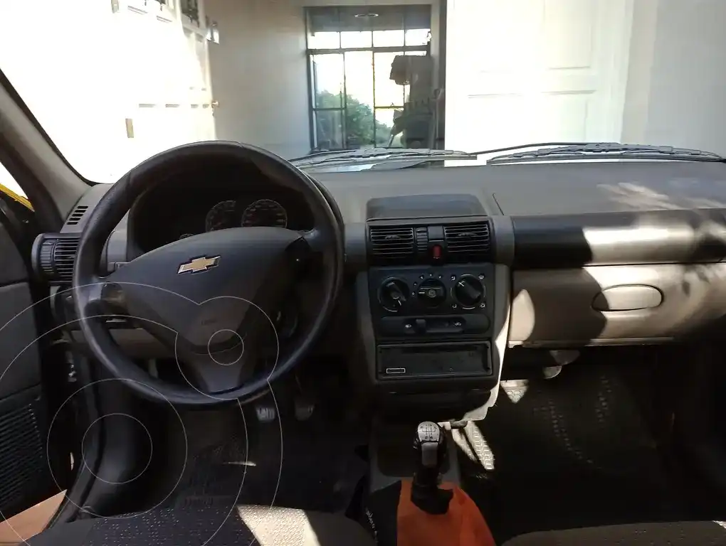 Chevrolet Classic 4P Ls Spirit  2015 - foto 4
