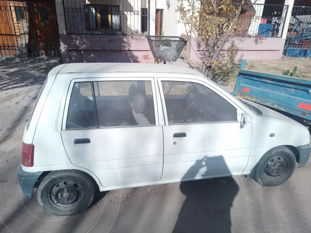 Daihatsu Cuore 1.0I (N/D) 1994 - foto 4
