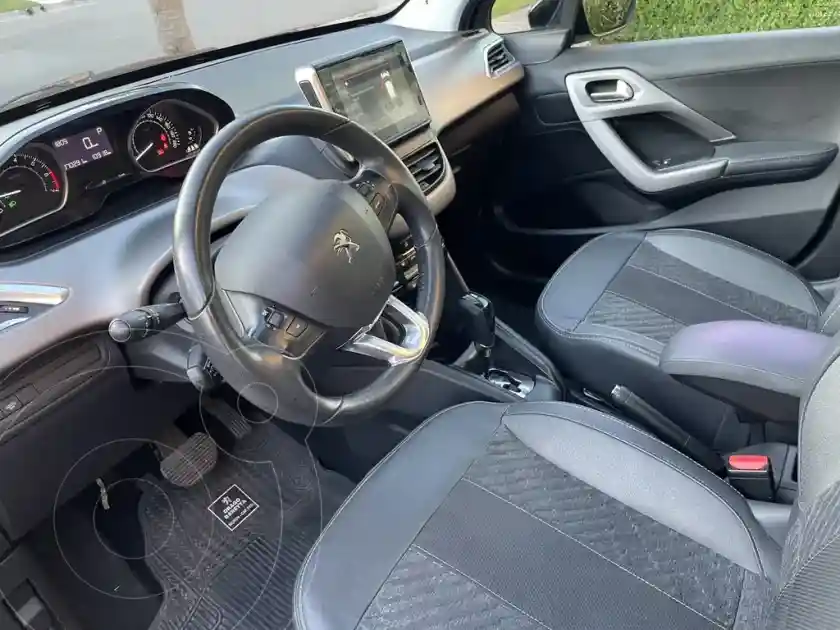 Peugeot 208 Allure 1.6  2019 - foto 4