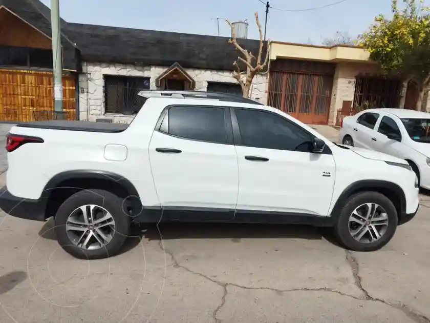 Fiat Toro 2.0 Tdi Freedom 4X4 Cd Aut  2018 - foto 4