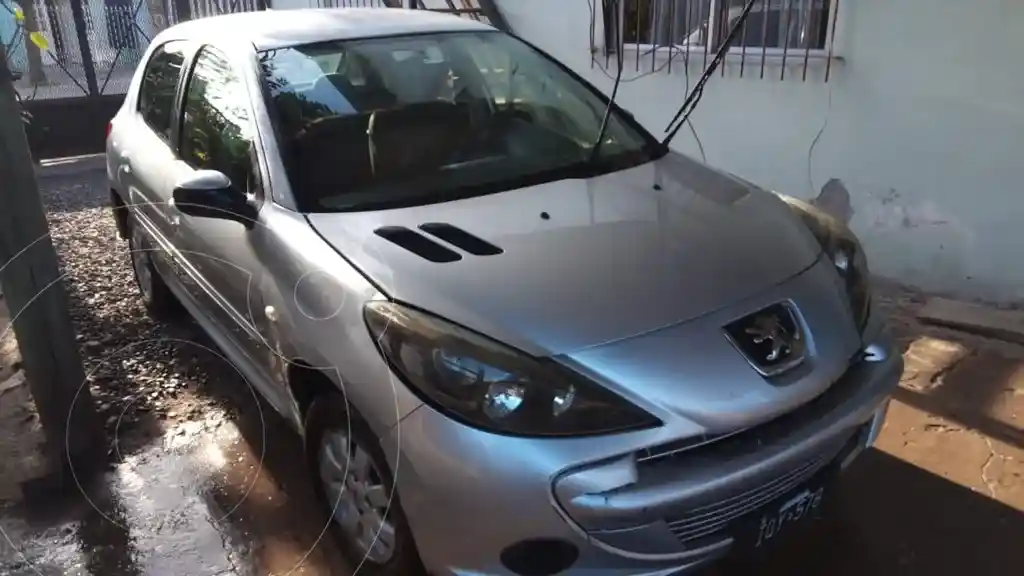 Peugeot 207 Compact 1.4 Xs 5P  2010 - foto 2