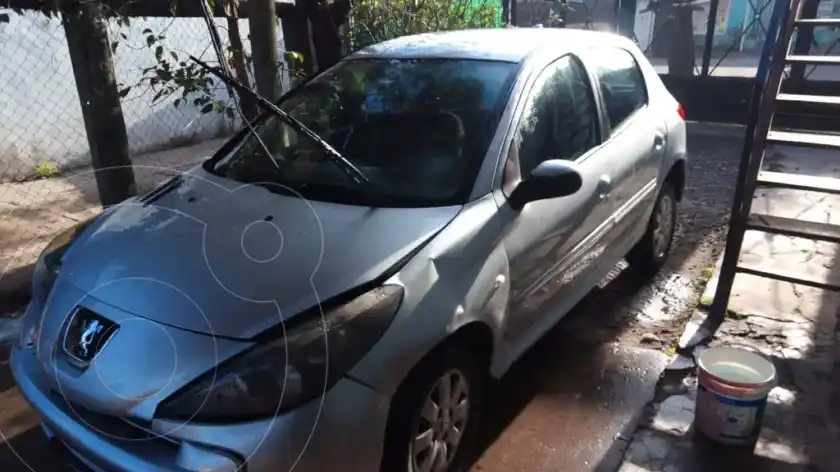 Peugeot 207 Compact 1.4 Xs 5P  2010 - foto 4