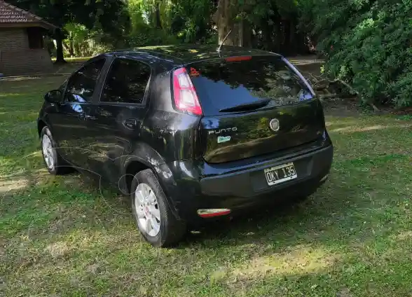 Fiat Punto 5P 1.4 Attractive Pack Top  2015 - foto 4