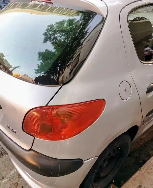 Peugeot 206 1.4 Génération 5P  2011 - foto 5