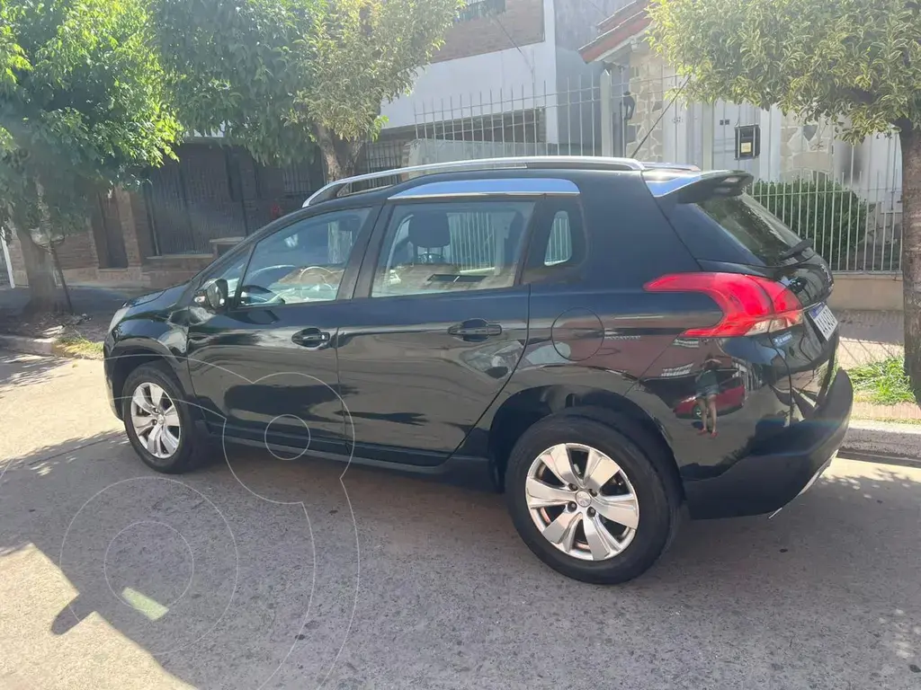 Peugeot 2008 Allure (1587 Cc) 2016 - foto 2