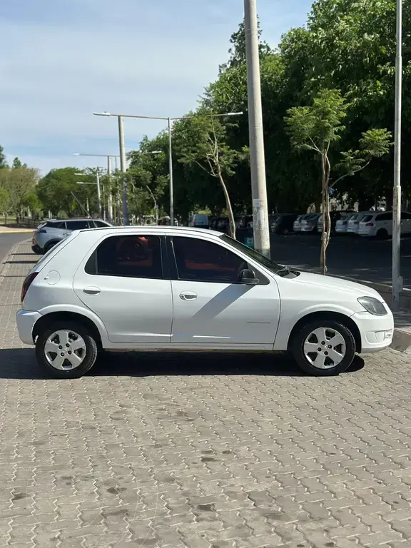 Chevrolet Celta Advantage 5P Pack (1389 Cc) 2015 - foto 4