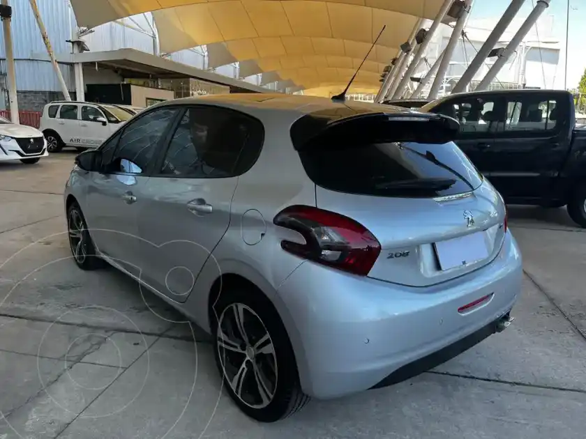 Peugeot 208 Allure 1.6  2018 - foto 5