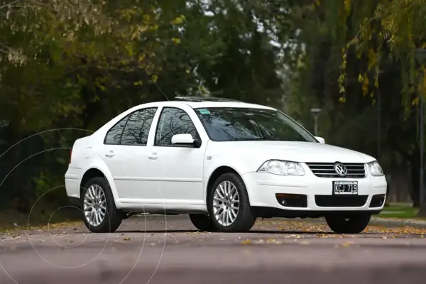 Volkswagen Bora 1.8 T Highline Cuero (1781 Cc) 2011 - foto 1