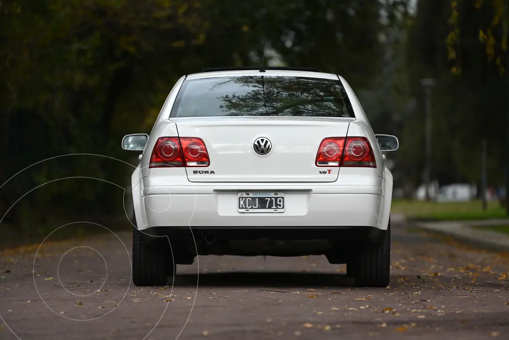 Volkswagen Bora 1.8 T Highline Cuero (1781 Cc) 2011 - foto 4