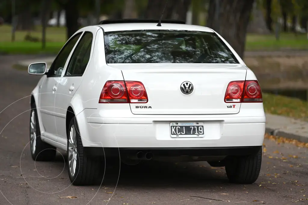Volkswagen Bora 1.8 T Highline Cuero (1781 Cc) 2011 - foto 5