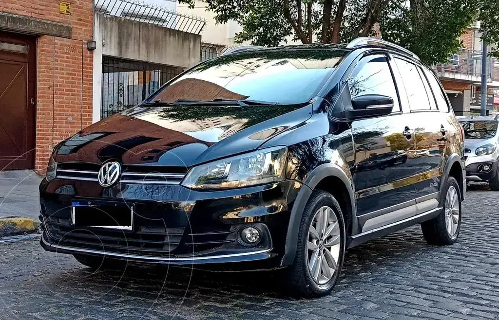 Volkswagen Suran 1.6 Track (1598 Cc) 2018 - foto 2