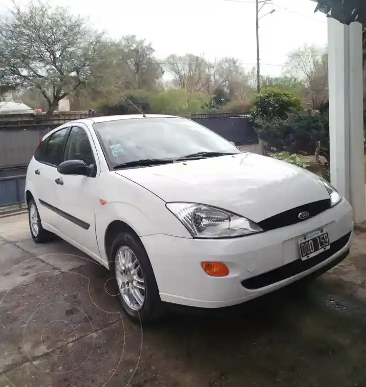 Ford Focus 5P 1.8L LX 2003 - foto 1