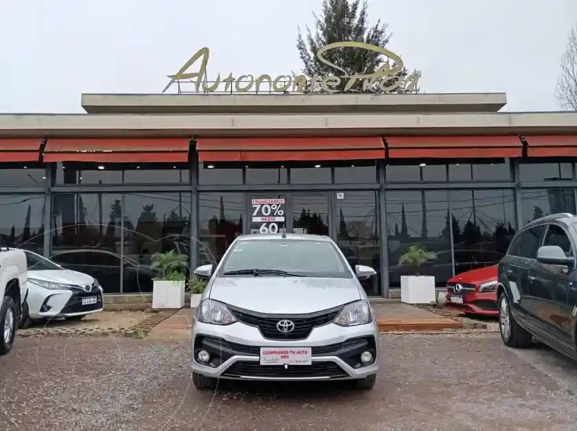 Toyota Etios Sedán Xls  2020 - foto 1
