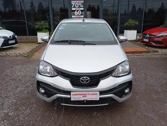 Toyota Etios Sedán Xls  2020 - foto 3