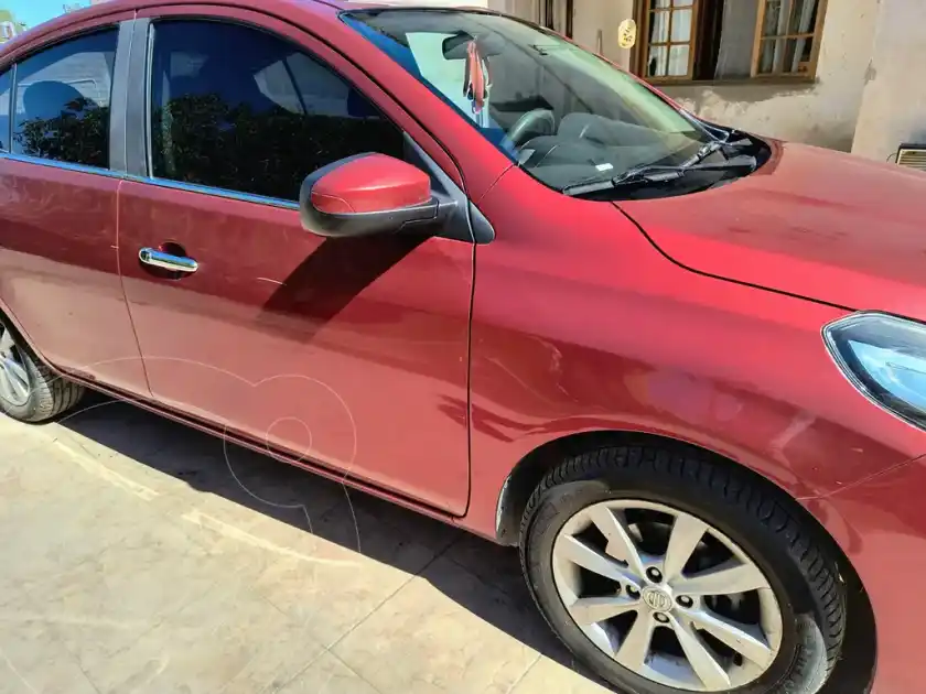 Nissan Versa Advance Aut  2018 - foto 2