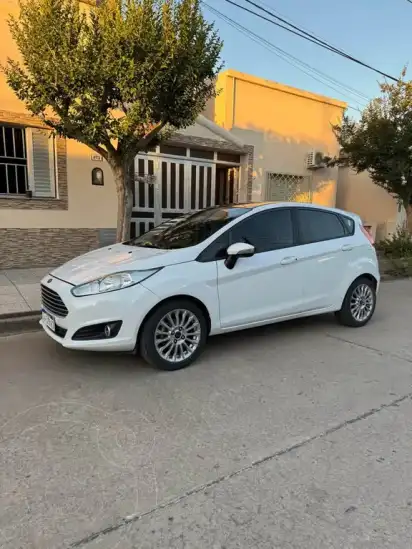 Ford Fiesta Kinetic SE Plus 2016 - foto 1