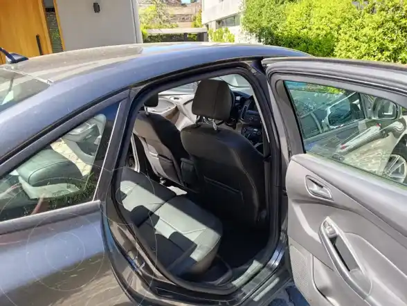 Ford Focus Sedán 2.0L Se Aut  2018 - foto 5