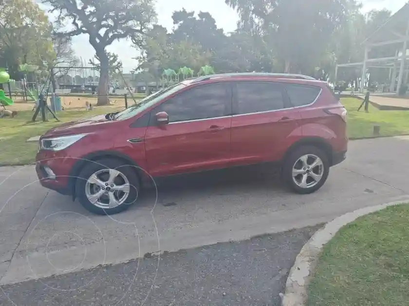 Ford Kuga 2.0L Titanium 4X4  2018 - foto 3