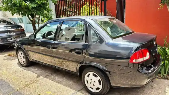 Chevrolet Classic 4P Ls  2015 - foto 4