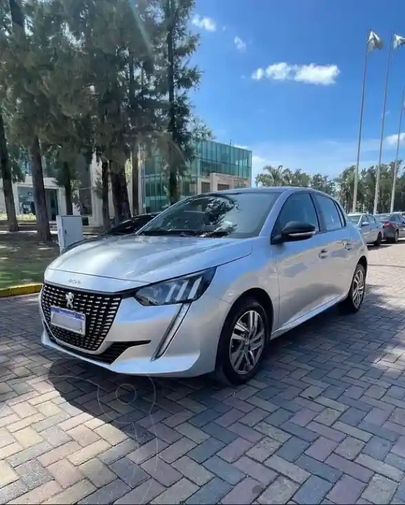 Peugeot 208 Feline 1.6 Aut  2021 - foto 1