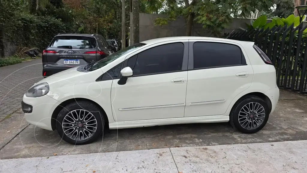 Fiat Punto Punto 1.6 Sporting L/13 2014 - foto 4