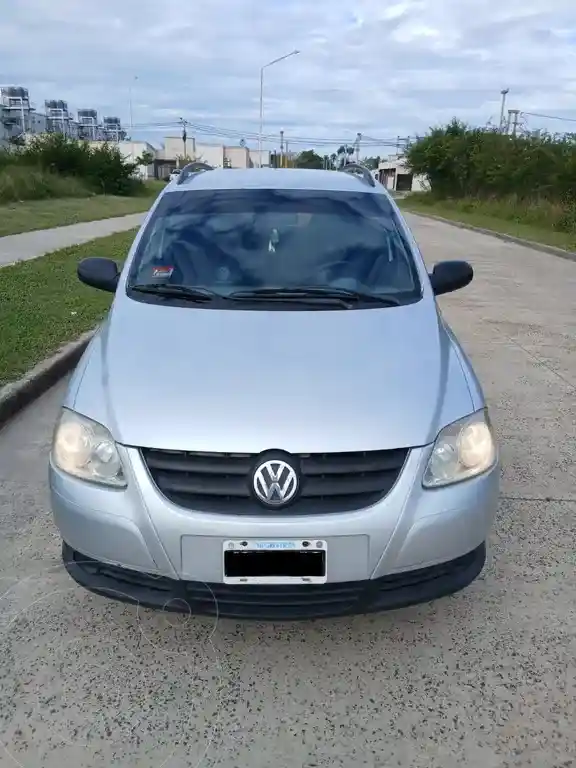 Volkswagen Suran 1.6 Comfortline  2009 - foto 1