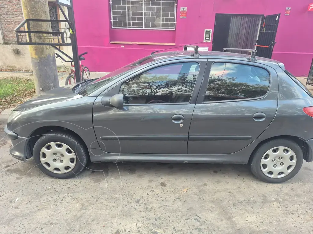 Peugeot 206 1.4 Génération 5P Plus (1360 Cc) 2012 - foto 4