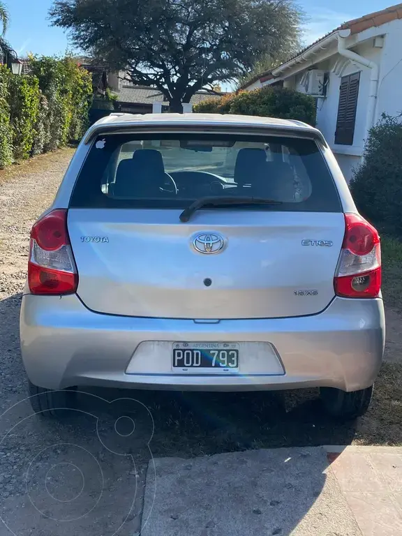 Toyota Etios Hatchback Xs (1496 Cc) 2016 - foto 2