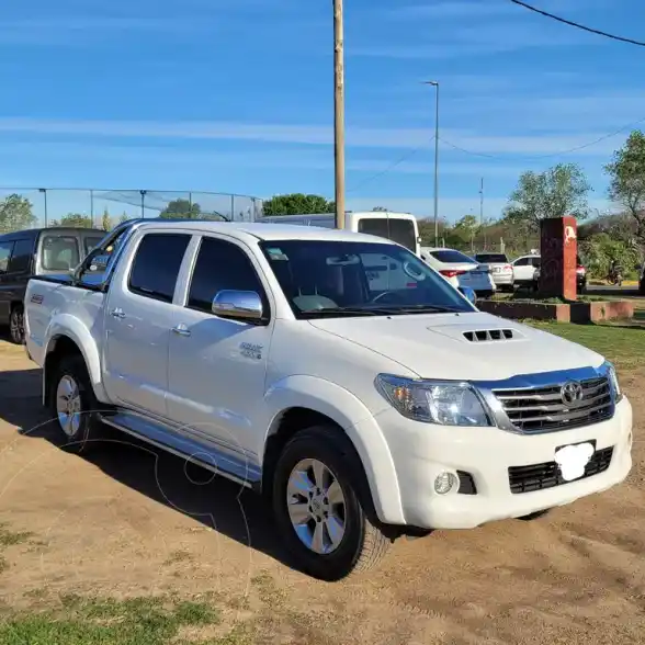 Toyota Hilux 3.0 4X2 Srv Tdi Dc Cuero  2012 - foto 3
