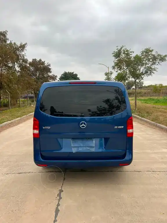 Mercedes-Benz Vito Furgón Mixto 111 Cdi Ac  2019 - foto 3