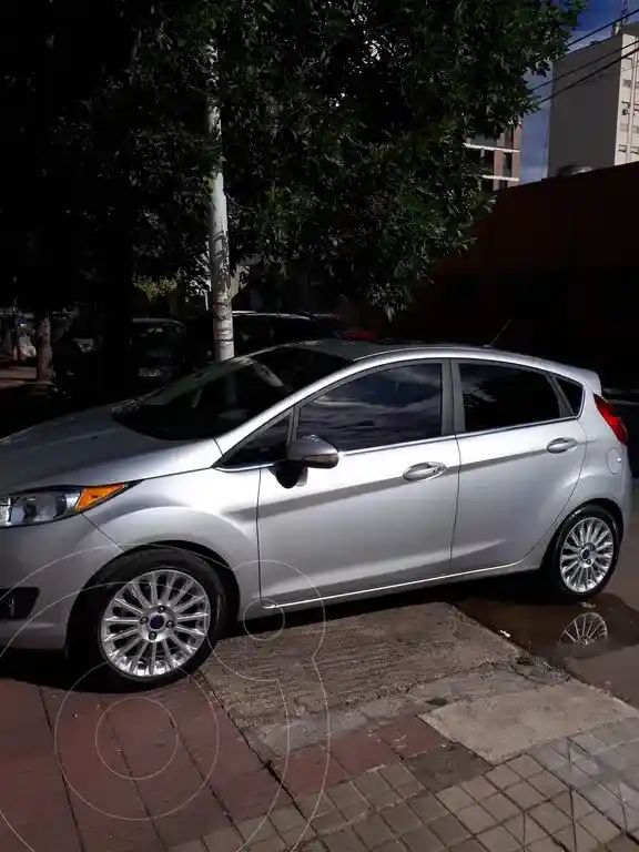 Ford Fiesta Kinetic Titanium Powershift  2016 - foto 2