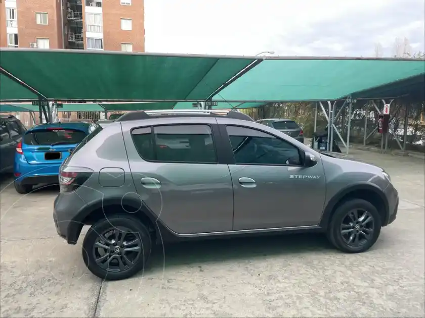 Renault Stepway 1.6 Intens Cvt  2021 - foto 4