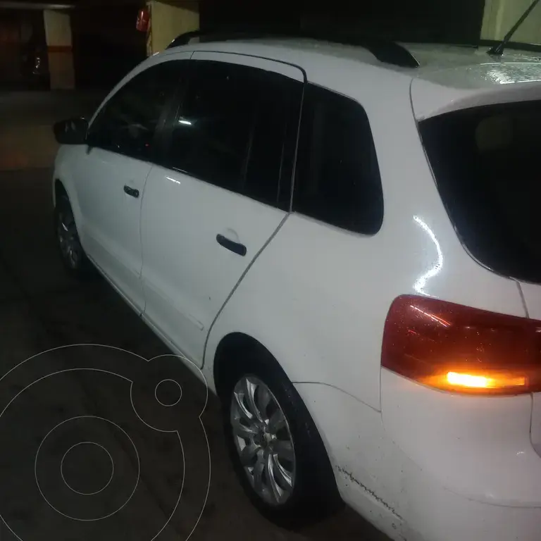 Volkswagen Suran 1.6 Comfortline  2014 - foto 3