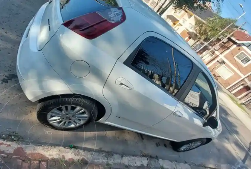 Fiat Punto 5P 1.4 Attractive  2012 - foto 4