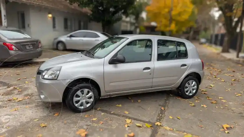 Renault Clio Mío 5P Confort Plus  2014 - foto 1