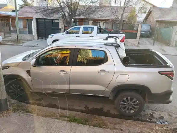Fiat Strada Freedom Tech Cabina Doble 1.4 Firefly  2024 - foto 2