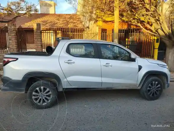 Fiat Strada Freedom Tech Cabina Doble 1.4 Firefly  2024 - foto 4