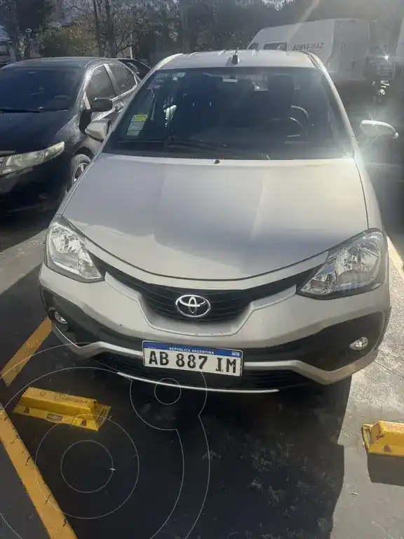 Toyota Etios Sedán Xls 2016/17  2017 - foto 2