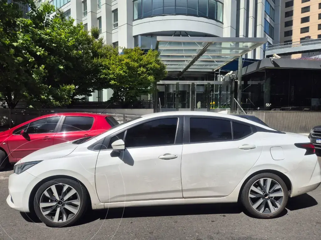 Nissan Versa Exclusive Aut (1598 Cc) 2022 - foto 3