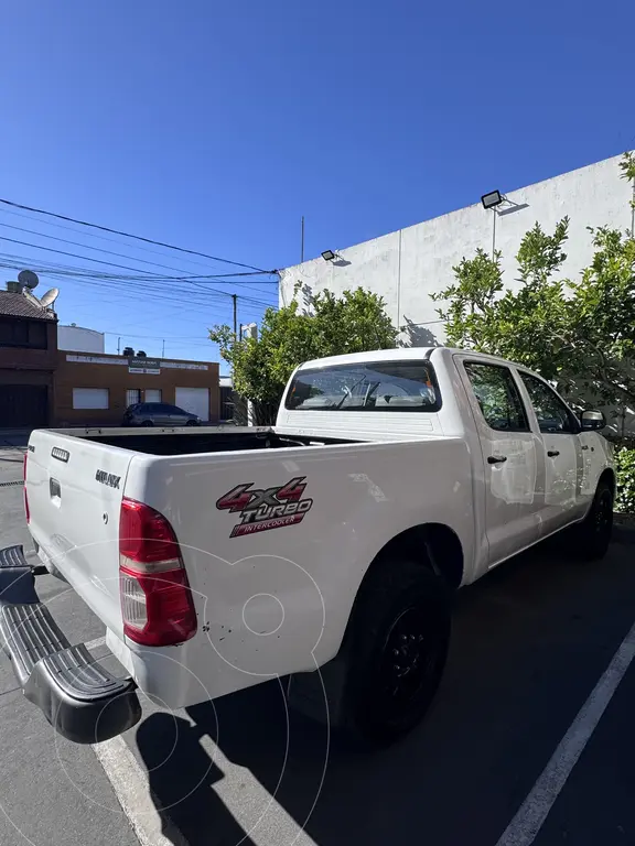 Toyota Hilux 2.5 4X4 Dx Dc (2494 Cc) 2012 - foto 3