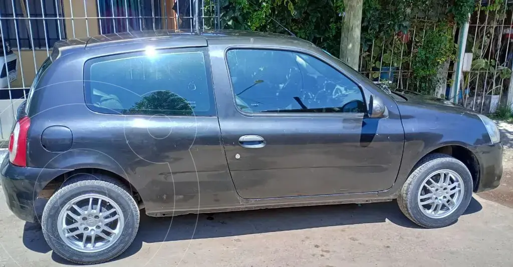 Renault Clio Mío 3P Expression (1149 Cc) 2016 - foto 3