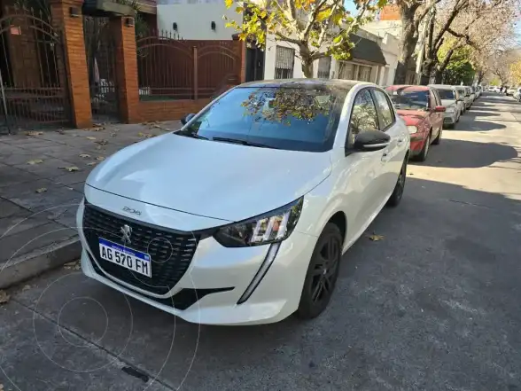 Peugeot 208 Feline 1.6 Tiptronic  2024 - foto 1