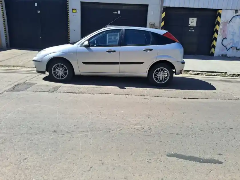 Ford Focus 5P 1.6L Ambiente  2008 - foto 2
