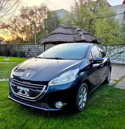 Peugeot 208 Allure 1.5  2013 - foto 1