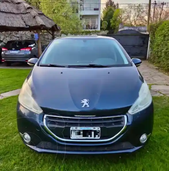 Peugeot 208 Allure 1.5  2013 - foto 2