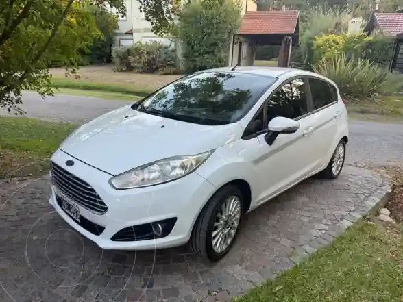 Ford Fiesta Kinetic Se  2015 - foto 1