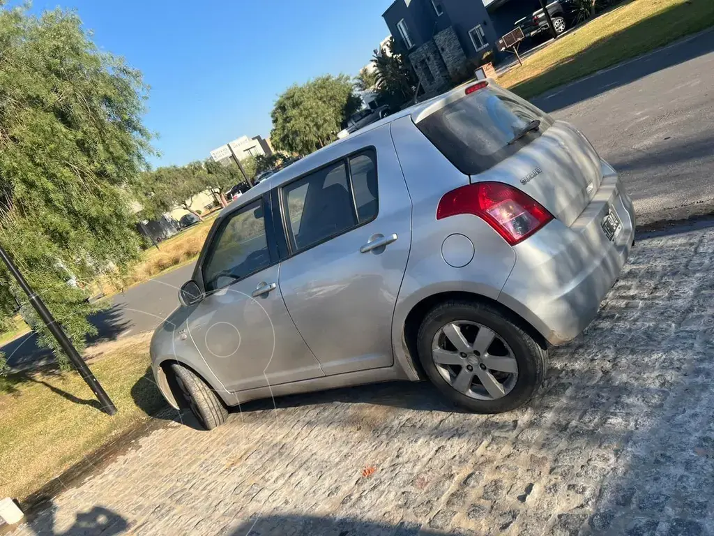 Suzuki Swift 5P 1.5  2009 - foto 4